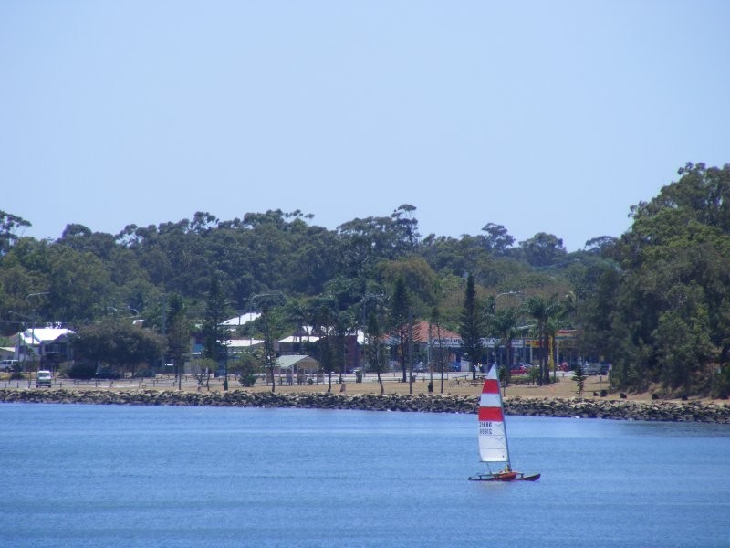 14 Oxley Ave, Woody Point QLD 4019