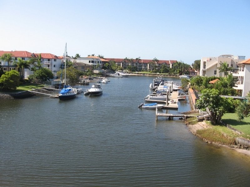 33-37 Madang Crescent, Runaway Bay QLD 4216