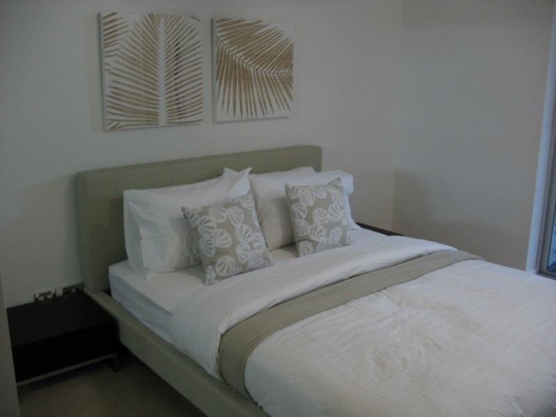 10/ 53 Darrambal, Surfers Paradise QLD 4217