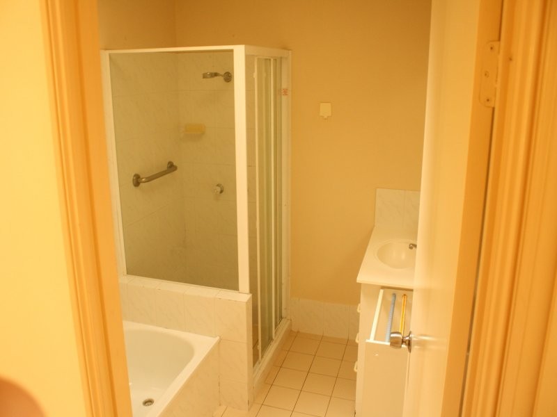 1 Resort Drive, Robina QLD 4226