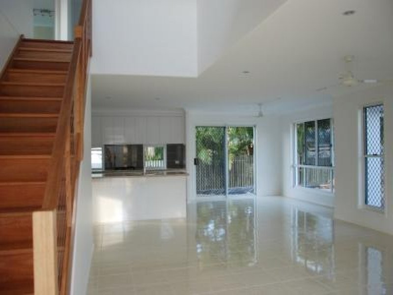 2/38 TAVISTOCK ST, Hervey Bay QLD 4655