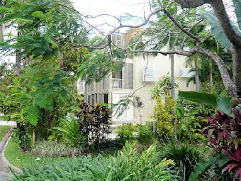 Port Douglas QLD 4877