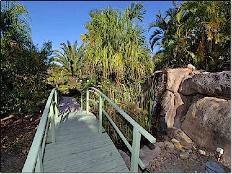 105 Oldfield Road, Sinnamon Park QLD 4073