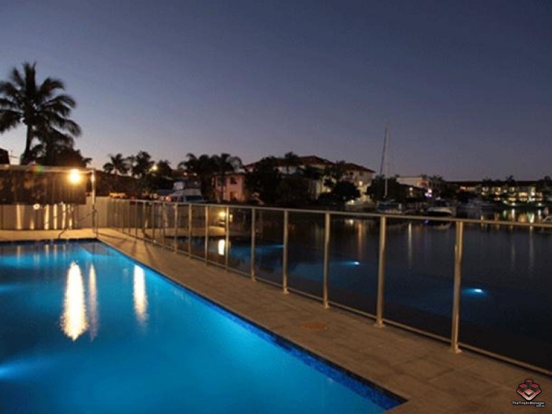 33-37 Madang Crescent, Runaway Bay QLD 4216