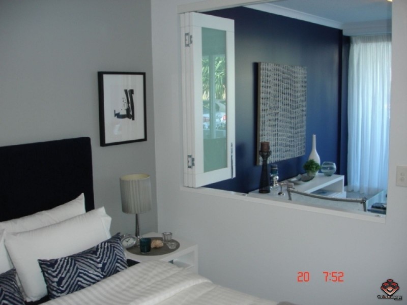 33-37 Madang Crescent, Runaway Bay QLD 4216