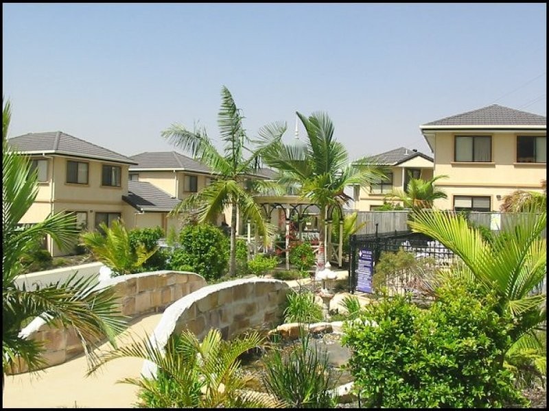 17/12 Greendale Way  Carindale, Carindale QLD 4152