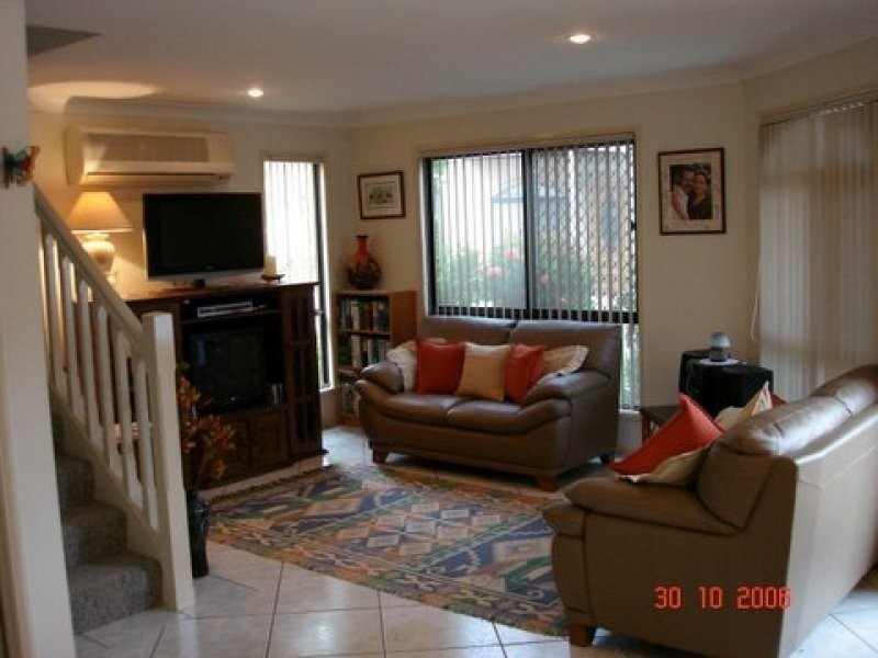 17/12 Greendale Way  Carindale, Carindale QLD 4152