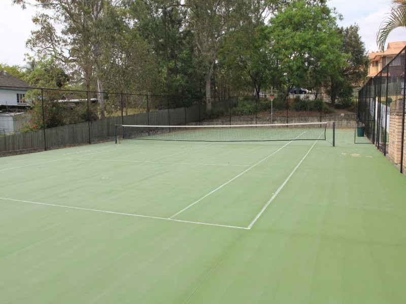 189 Wecker Rd, Mansfield QLD 4122