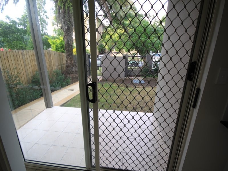 19 Vincent Street, Indooroopilly QLD 4068