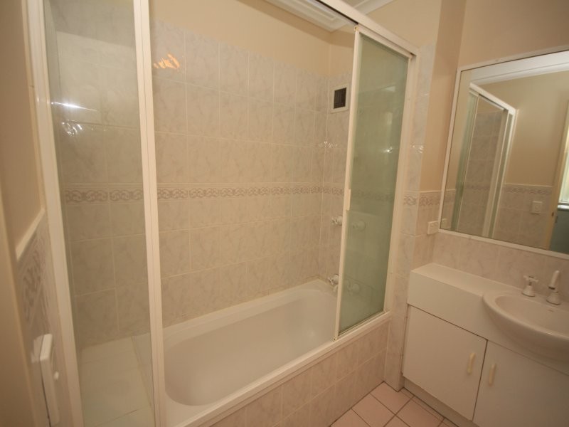 32 Park Avenue, Auchenflower QLD 4066