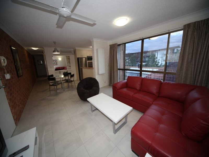 237 Sir Fred Schonell Drive, St Lucia QLD 4067