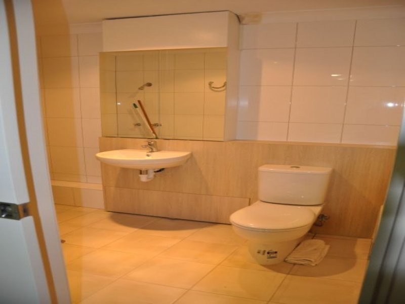 237 Sir Fred Schonell Drive, St Lucia QLD 4067