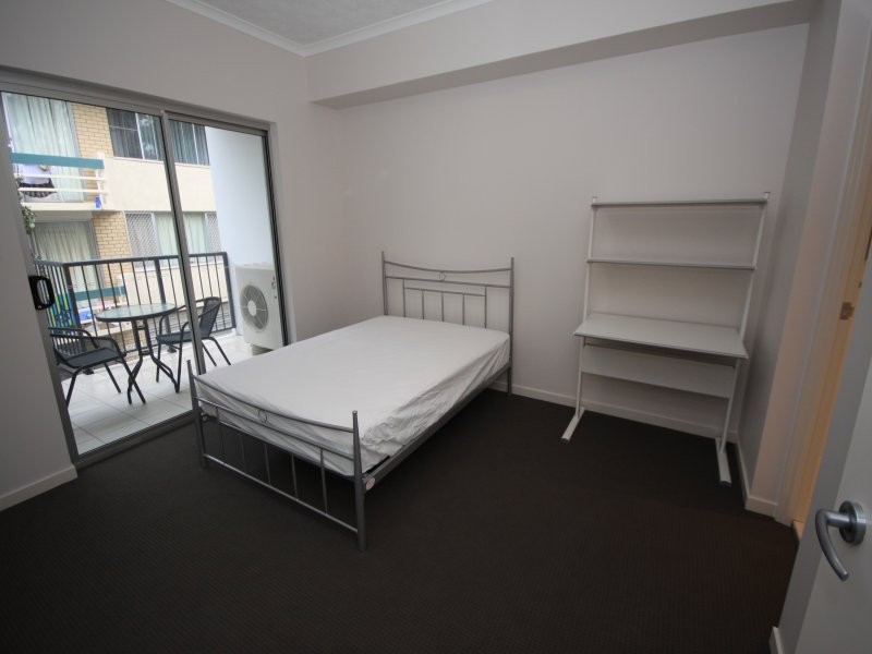 69 Durham Street, St Lucia QLD 4067