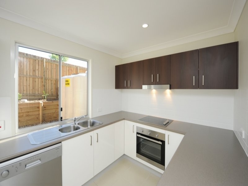 18 McCann Street, South Gladstone QLD 4680