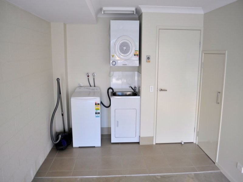 18 McCann Street, South Gladstone QLD 4680