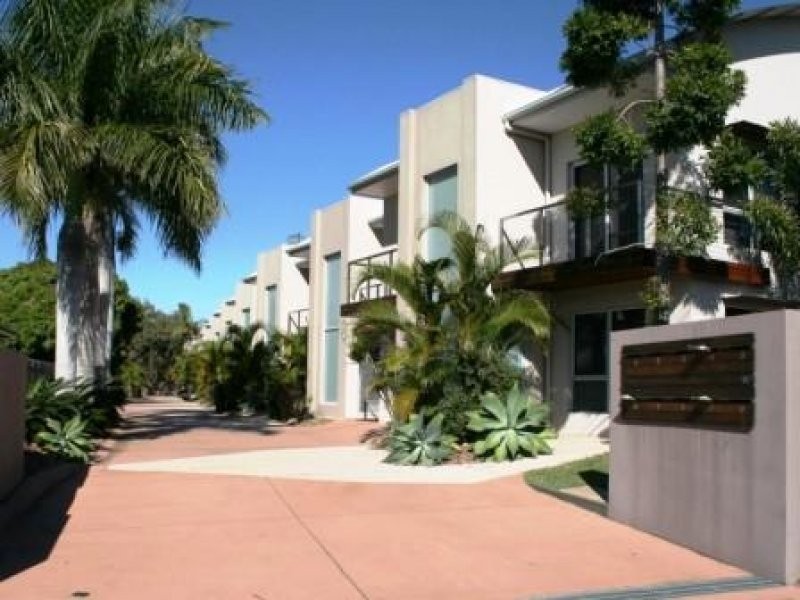 7/187 Torquay Rd, Torquay QLD 4655