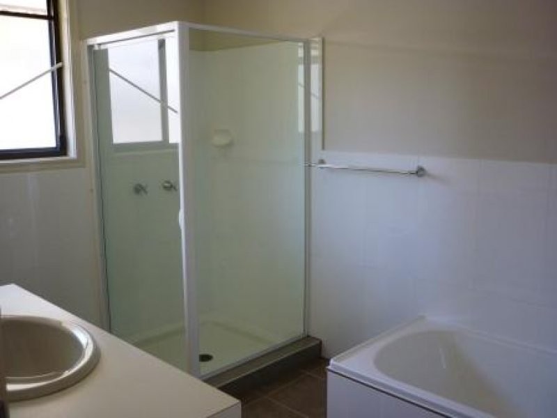 4/42 Pulgul St, Urangan QLD 4655