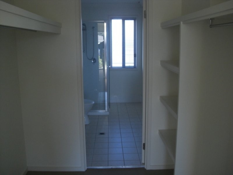 36 / 15 Workshops, Brassall QLD 4305