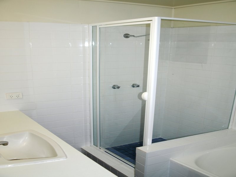 25 Nyleta Street, Coopers Plains QLD 4108