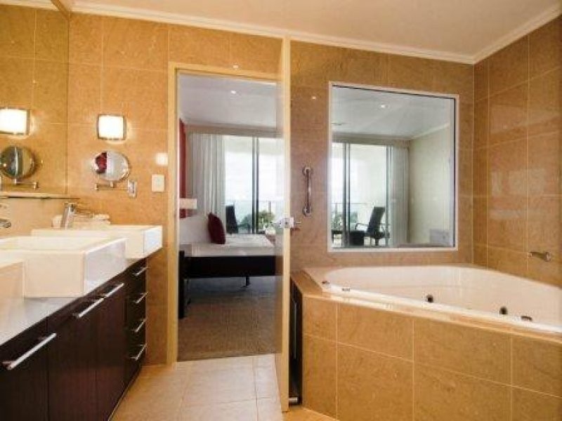 506/569 The Esplanade, Urangan QLD 4655