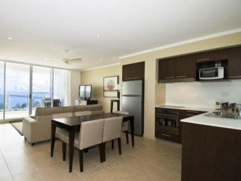 506/569 The Esplanade, Urangan QLD 4655