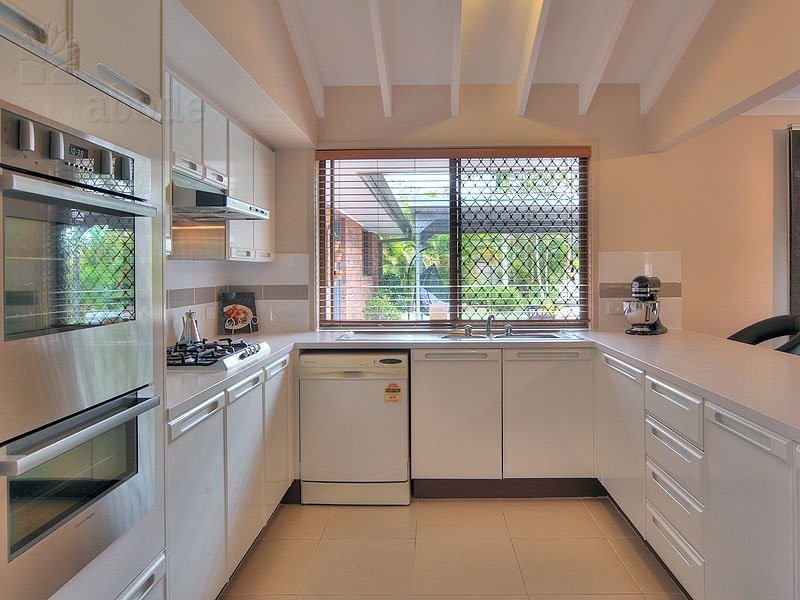 25 Tabor, Westlake QLD 4074