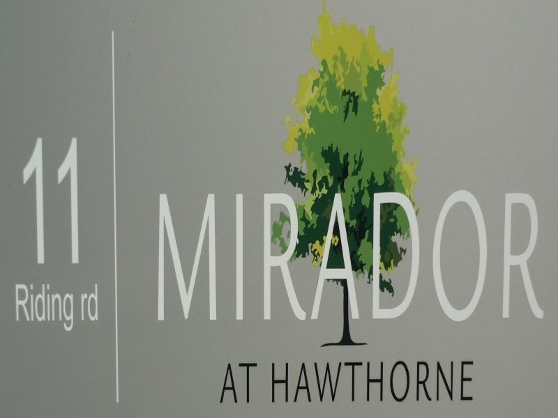 11 Riding Road, Hawthorne QLD 4171