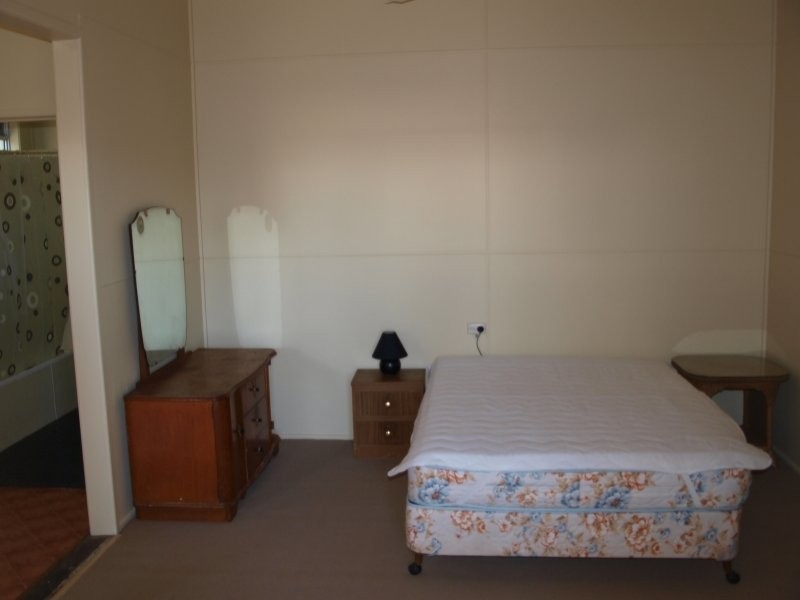 31 Broadway Street, Woolloongabba QLD 4102