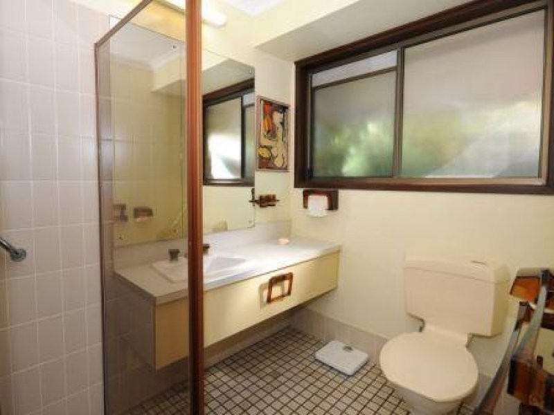 15 Granada, Point Vernon QLD 4655