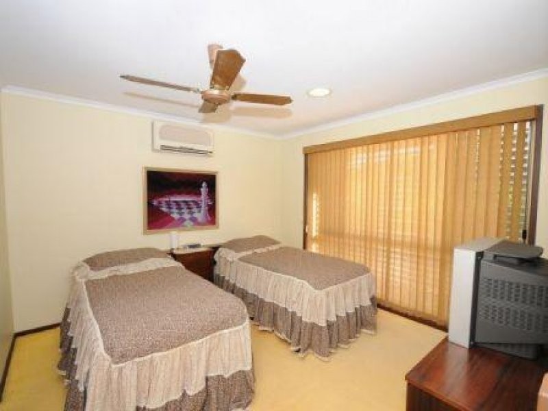 15 Granada, Point Vernon QLD 4655