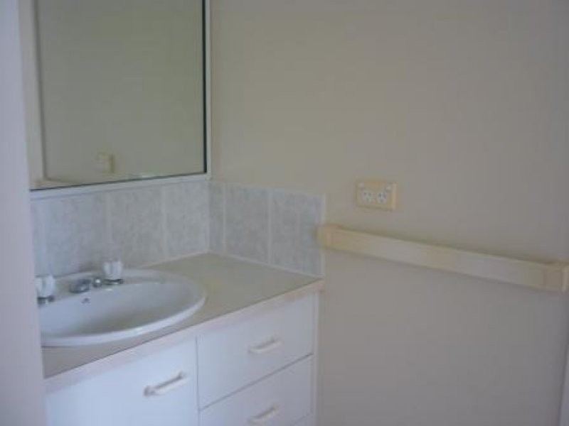 116 Kingfisher Parade, Toogoom QLD 4655