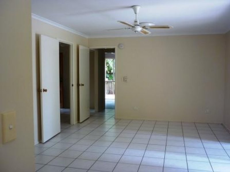 116 Kingfisher Parade, Toogoom QLD 4655