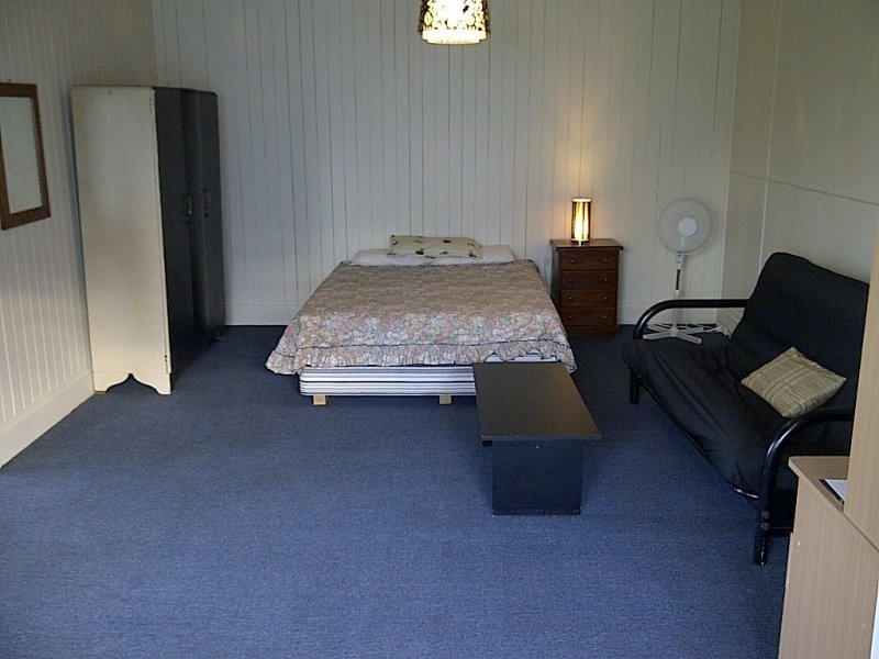 31 Broadway Street, Woolloongabba QLD 4102