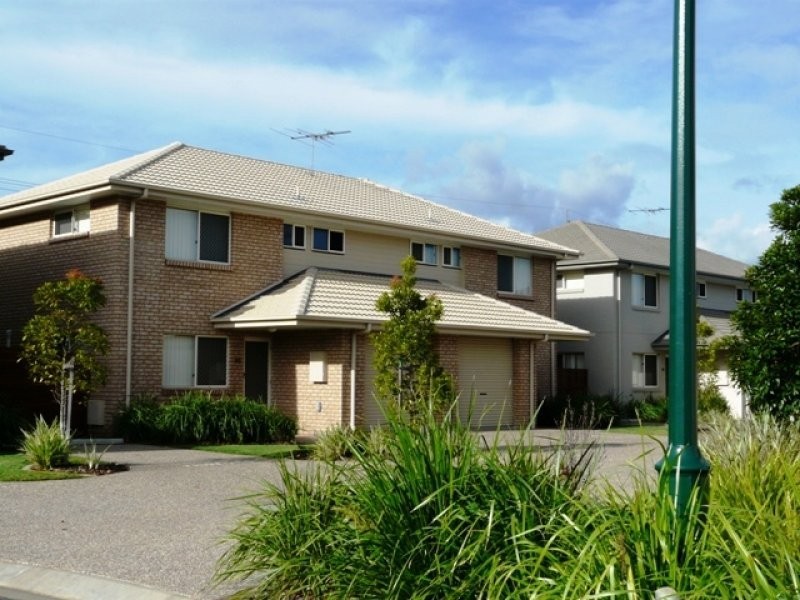 1 Elsie, Kallangur QLD 4503