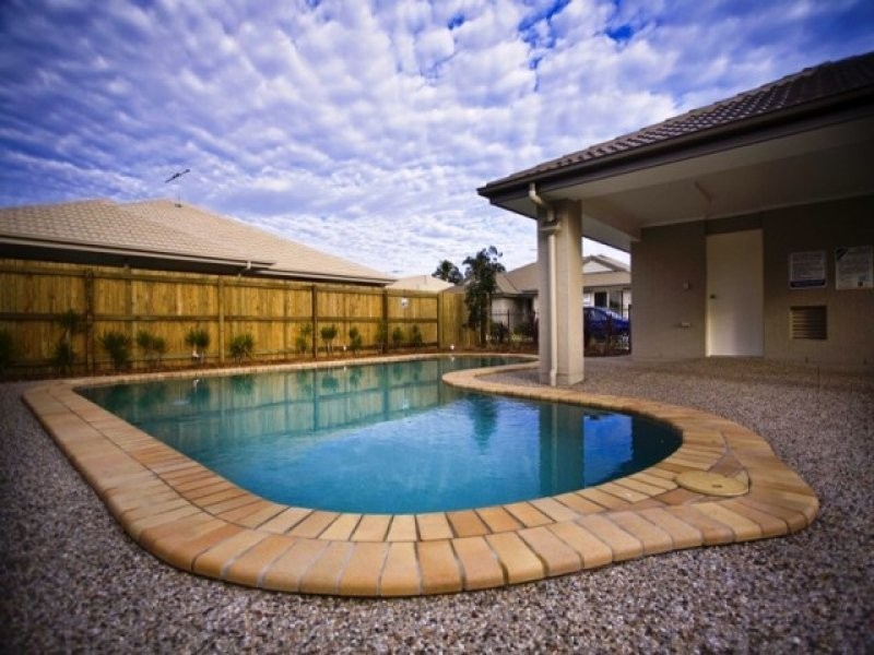 1 Elsie, Kallangur QLD 4503