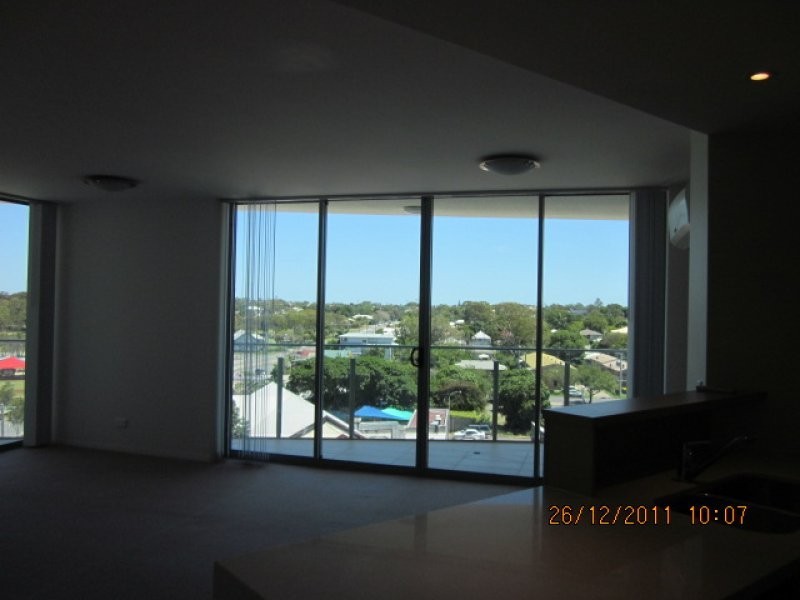 14 Oxley Ave, Woody Point QLD 4019