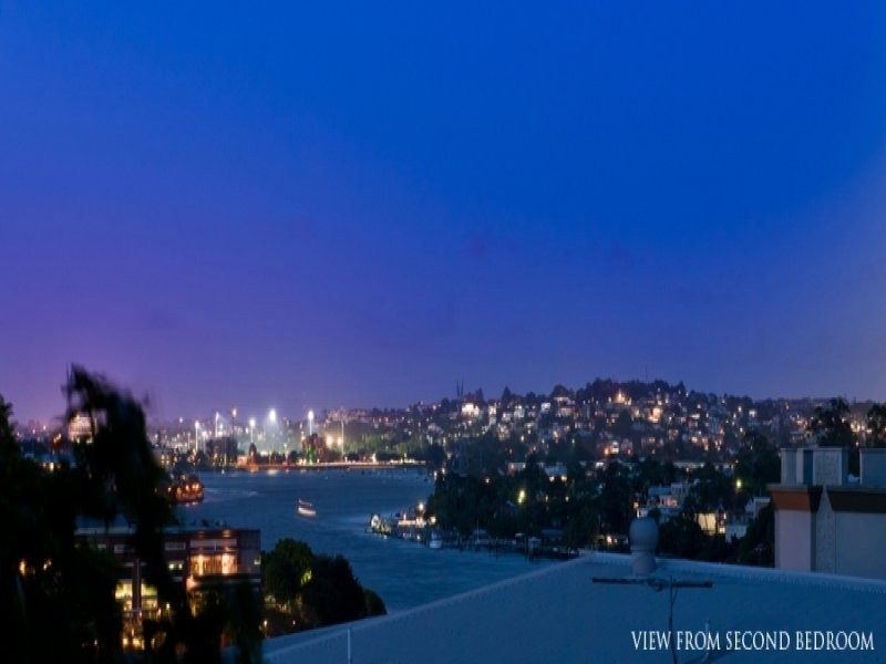 12-16 Norman Crescent, Norman Park QLD 4170