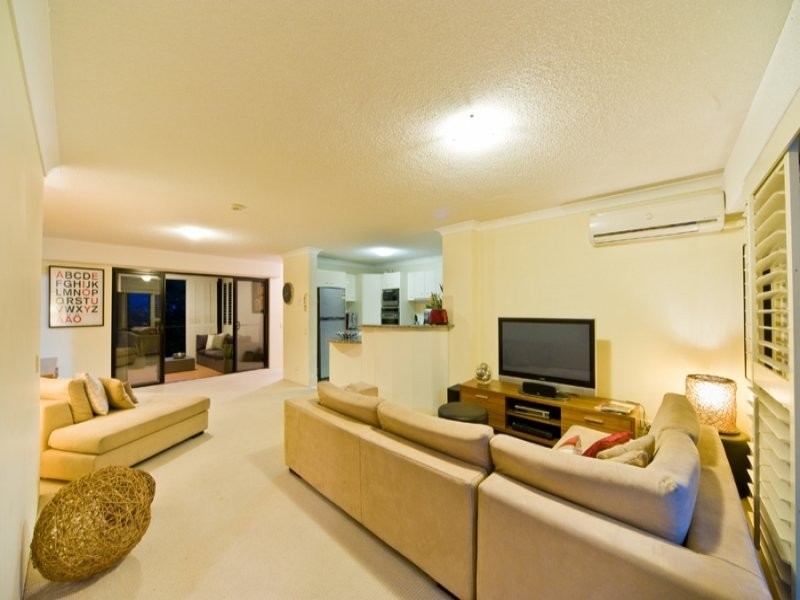 12-16 Norman Crescent, Norman Park QLD 4170