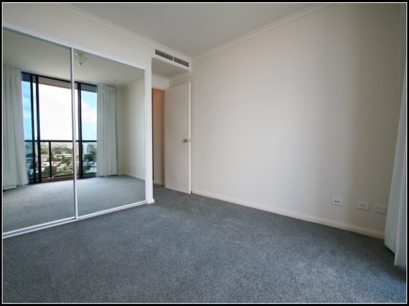 2 Goodwin St, Kangaroo Point QLD 4169