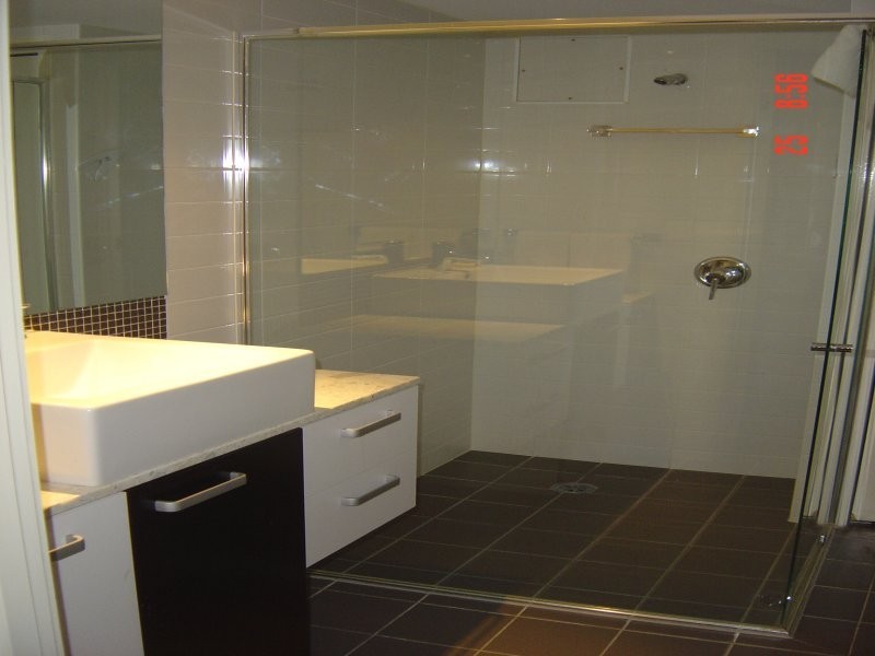 22 Barry Pde, Fortitude Valley QLD 4006