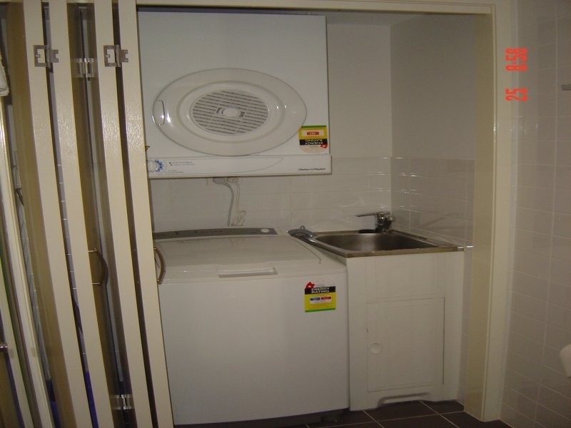 22 Barry Pde, Fortitude Valley QLD 4006