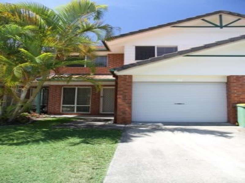 643 Pine Ridge Road, Biggera Waters QLD 4216