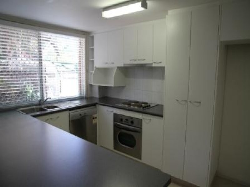 643 Pine Ridge Road, Biggera Waters QLD 4216