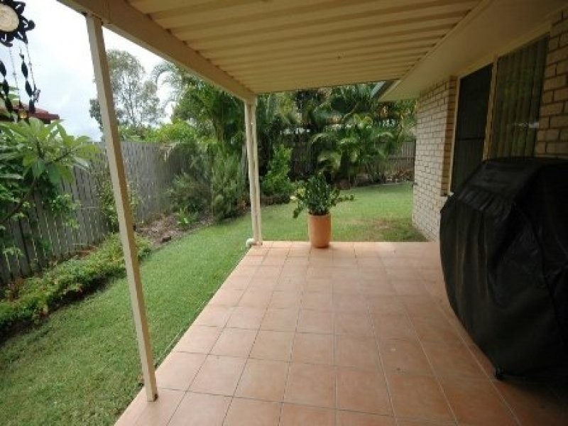 213 Dayman Street, Urangan QLD 4655