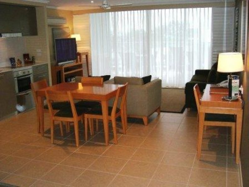 219/569 The Esplanade, Urangan QLD 4655