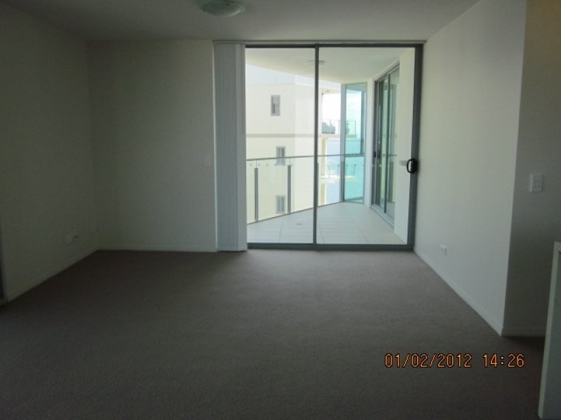 14 Oxley Ave, Woody Point QLD 4019