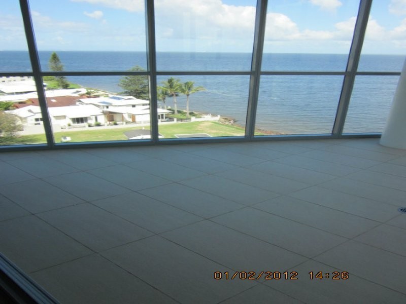 14 Oxley Ave, Woody Point QLD 4019