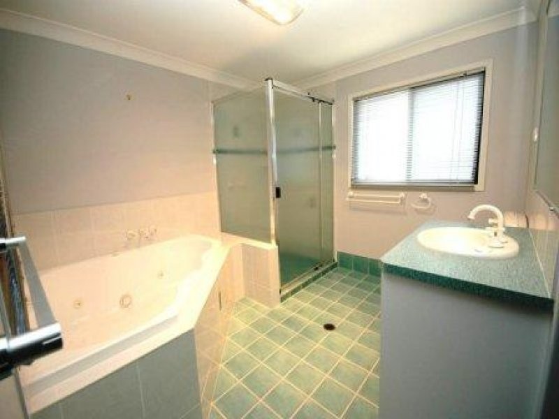 600B The Esplanade, Urangan QLD 4655