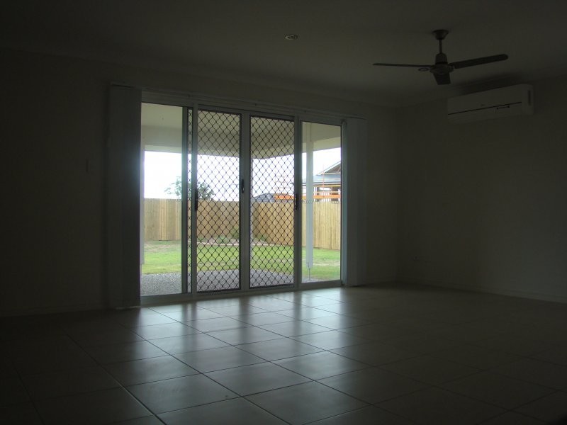 87 Sears Parade, North Lakes QLD 4509