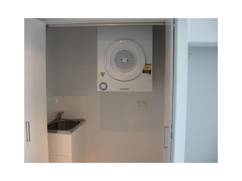 33-37 Madang Crescent, Runaway Bay QLD 4216